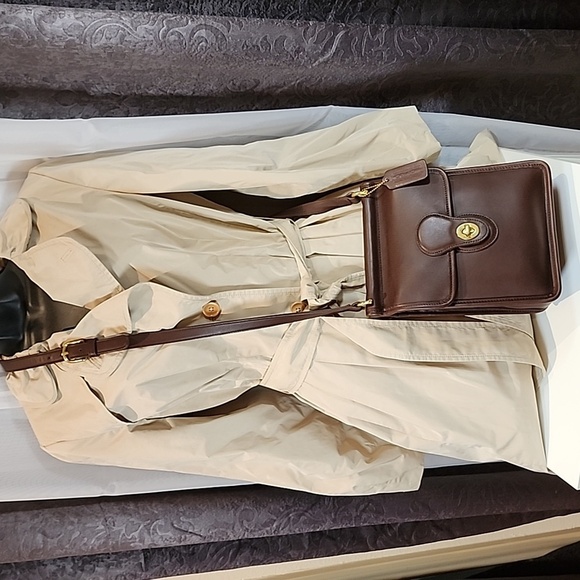 Vintage Coach Murphy #9930 - Picture 14 of 17